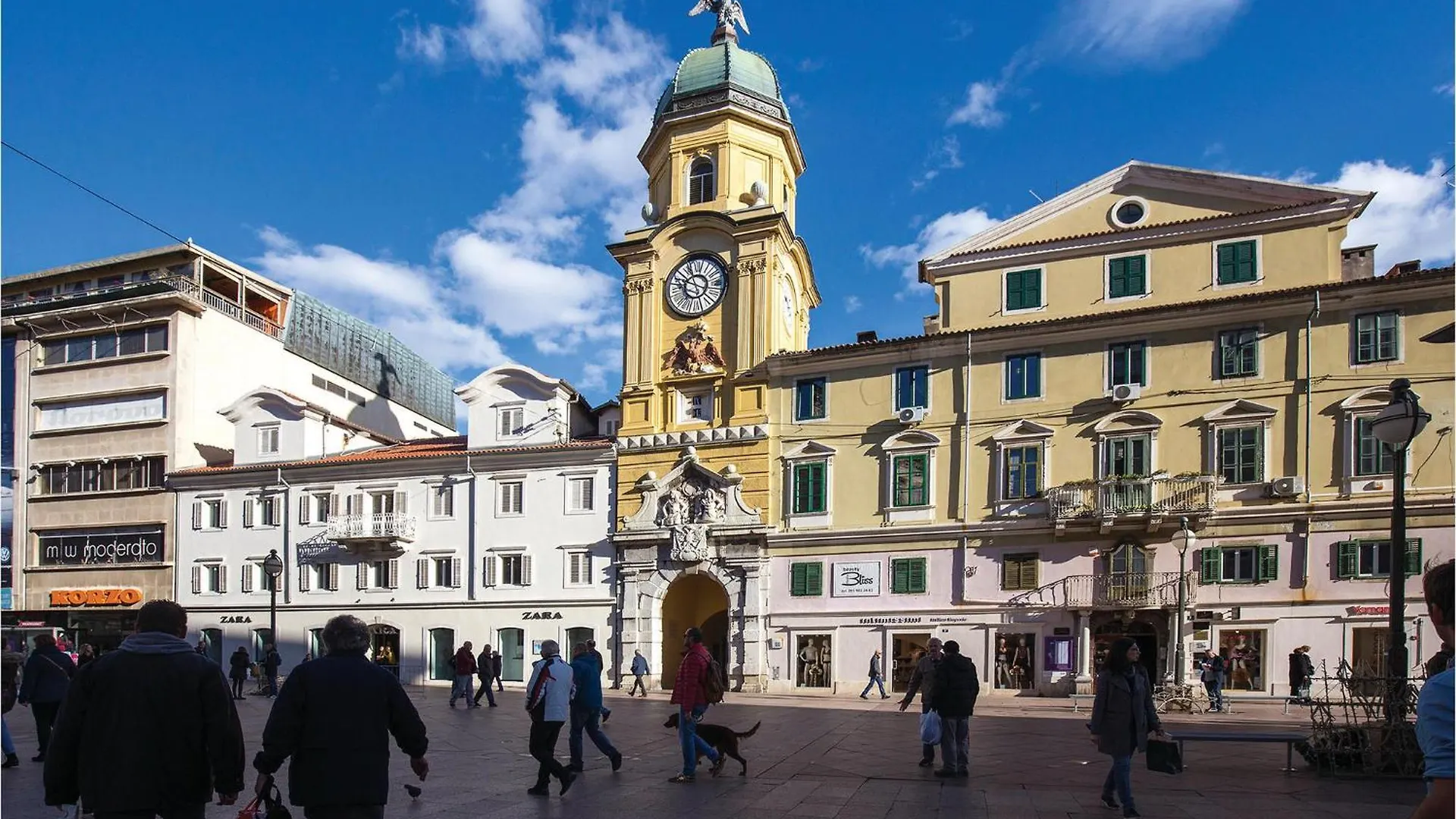 Lovely Apartment In Rijeka With Wifi Horvátország